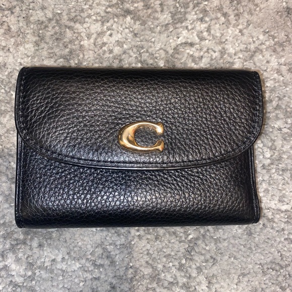 COPY - Coach remi medium wallet - Picture 6 of 11